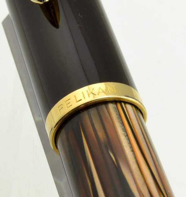 Pelikan M400 Fountain Pen - Old Style, Brown Tortoise, 14k